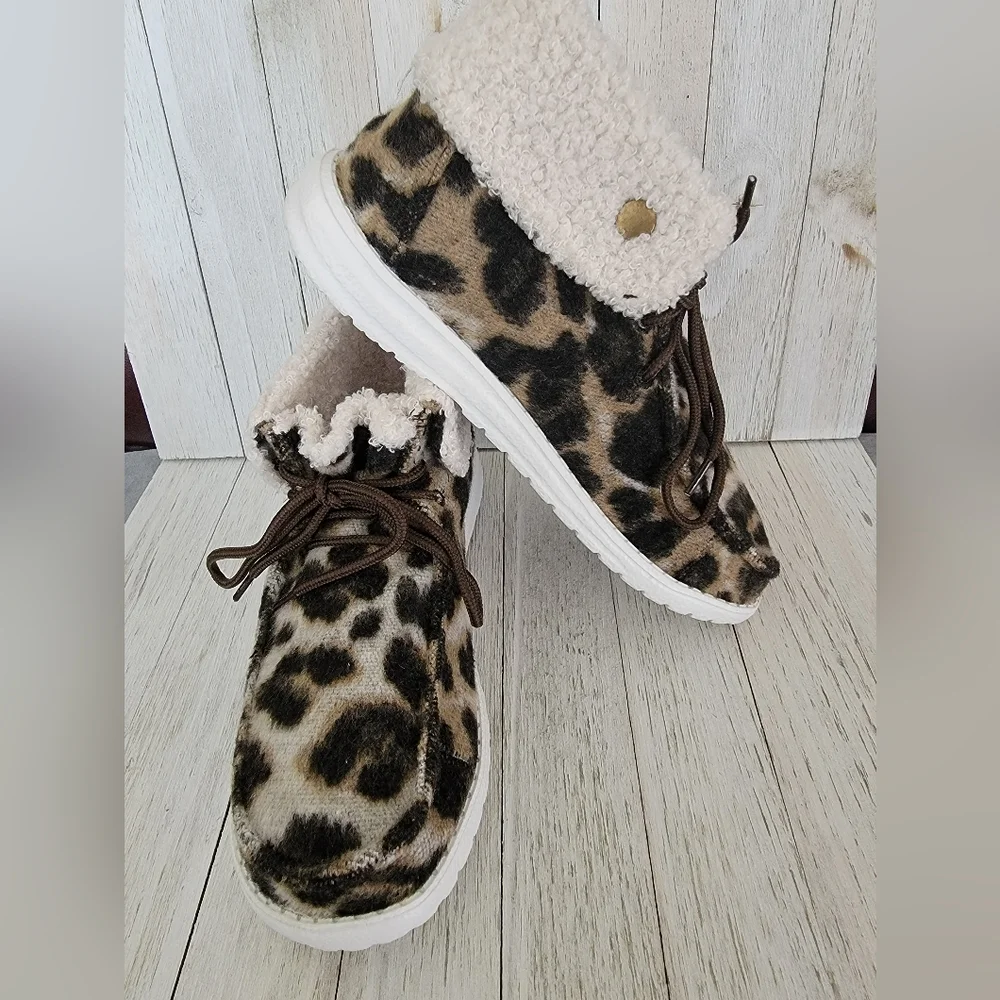 GYPSY JAZZ- ODION TAUPE LEOPARD HIGH TOP SNEAKERS - Picture 3 of 8
